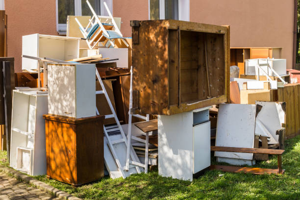 Best Estate Cleanout  in Quincy, MI